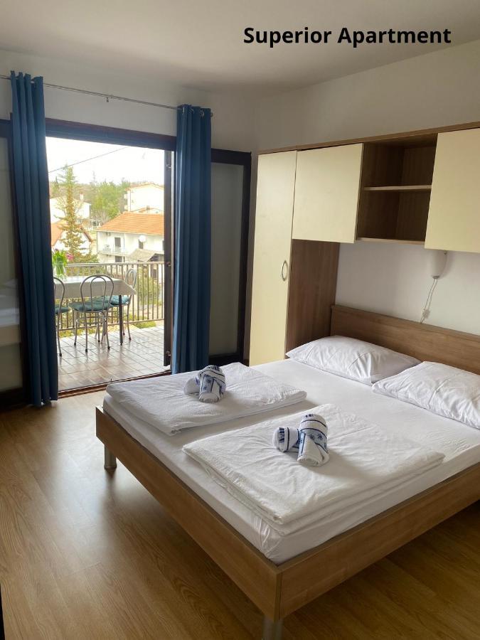 מאלינסקה Apartments Zivko מראה חיצוני תמונה