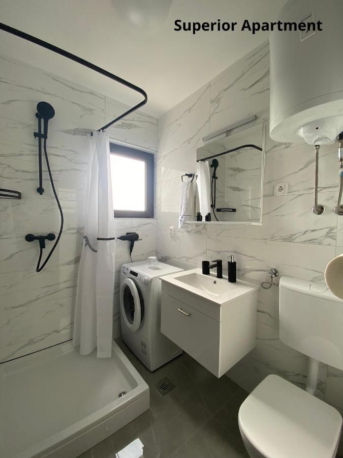 מאלינסקה Apartments Zivko מראה חיצוני תמונה