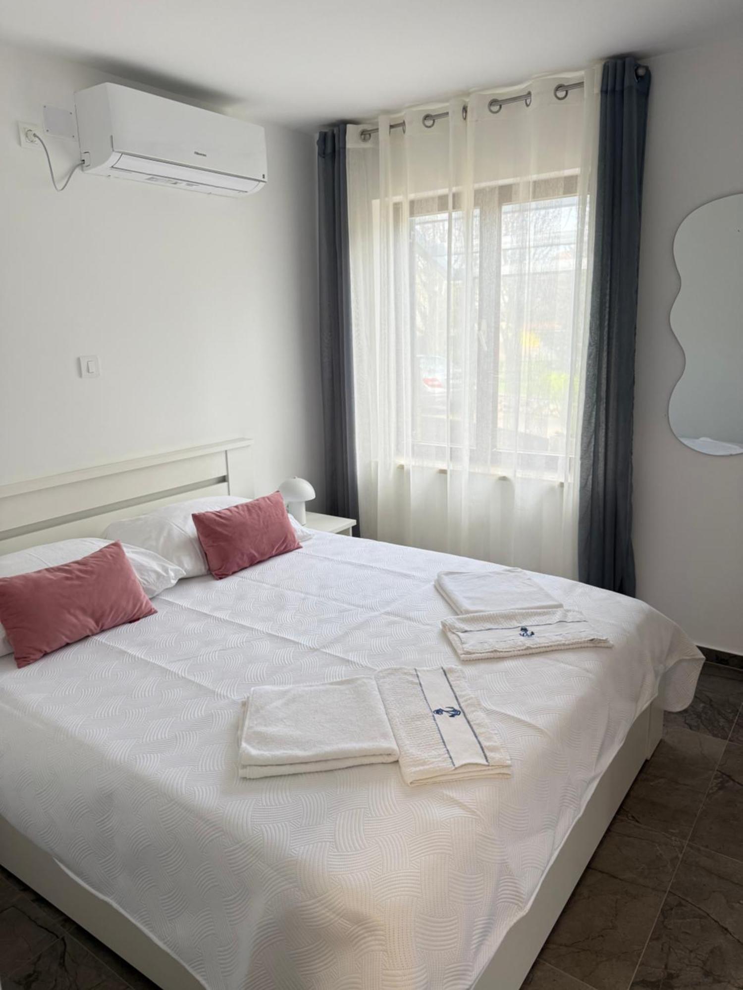 מאלינסקה Apartments Zivko מראה חיצוני תמונה